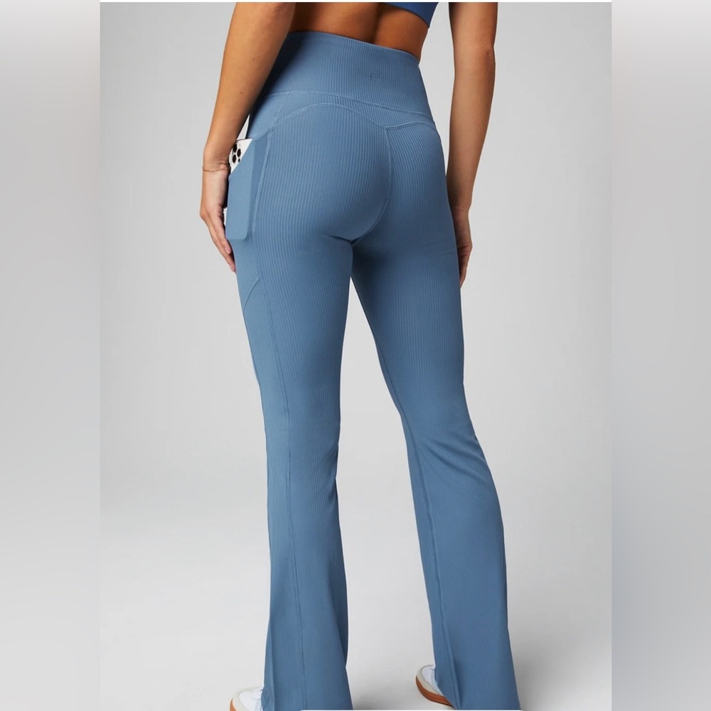 Fabletics Oasis Rib HW Crossover Kick Flare